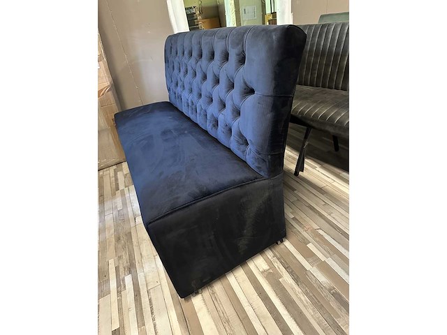 145x100x55 gekapitoneerde bank velvet zwart - afbeelding 2 van  3