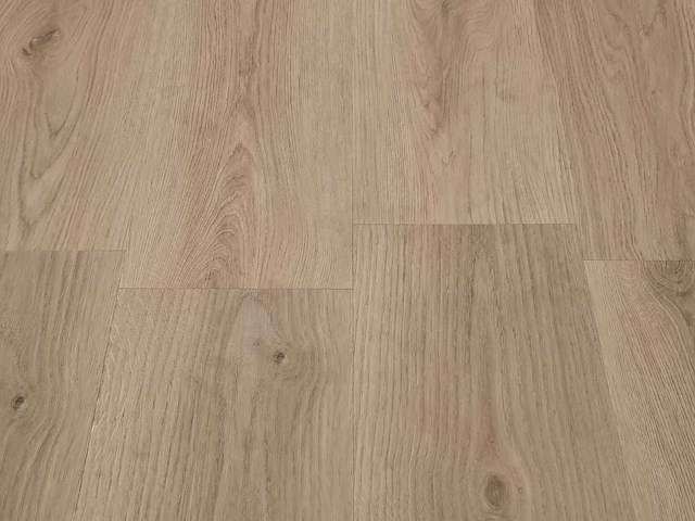 148 m2 pvc spc click plank - 820 x 228 x 4 mm - afbeelding 1 van  3