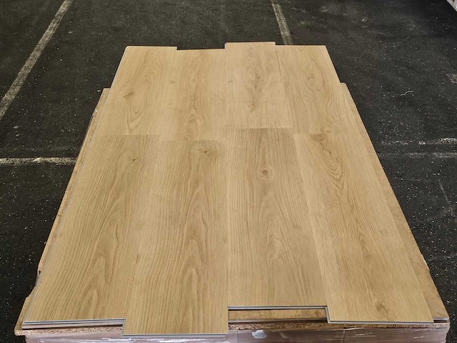 148 m2 pvc spc click plank - 820 x 228 x 4 mm - afbeelding 3 van  3