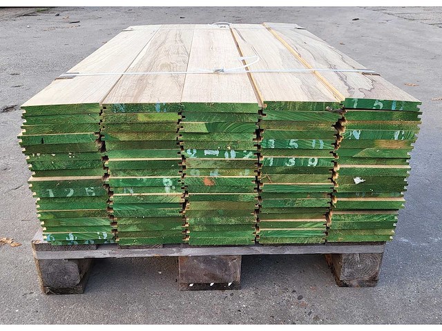 14.9m2 afrikaans eiken vloerdelen 18 x 140 mm, lengte 125cm ( 85x ) - afbeelding 6 van  6