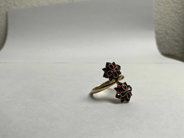 14k gouden ring, gekeurd, twee rosettes (3,0 gram) - afbeelding 5 van  5