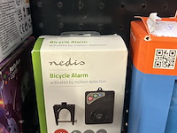 14x elektronica en diverse artikelen w.o. lavalamp, discobal w.o. innovagoods, lenco, nedis - afbeelding 9 van  10