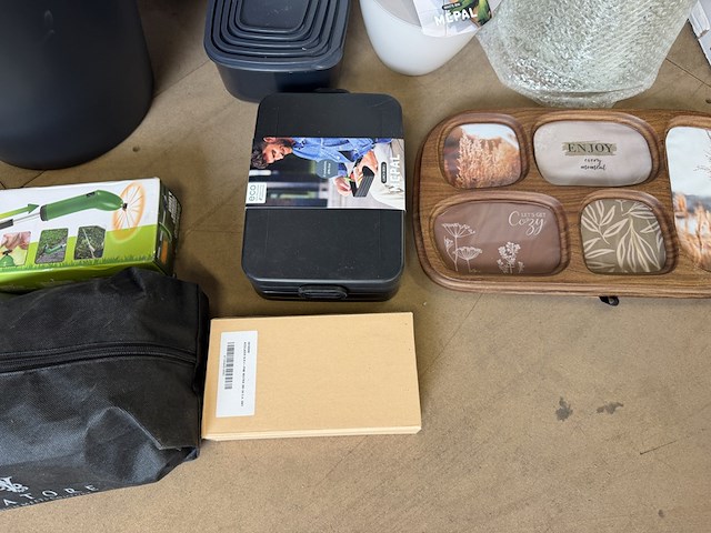 14x partij diversen w.o. luchtbed, travel bag, bloempot w.o. zigi, intex, mepal - afbeelding 5 van  8