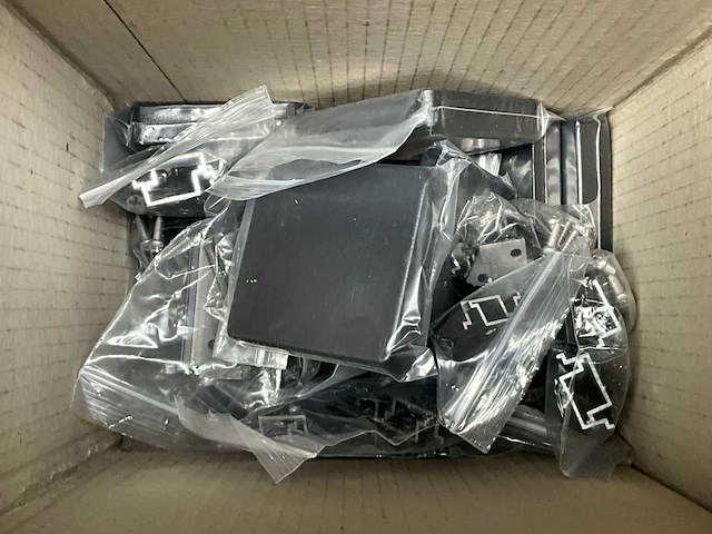 14x triple rhombus teak composiet schutting inclusief tuinpalen (26,2 mtr) - afbeelding 2 van  6