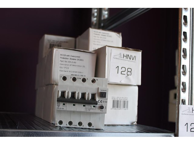 15 aardlekautomaten elk5-63. b40. 3-polig. 30ma. - afbeelding 1 van  2