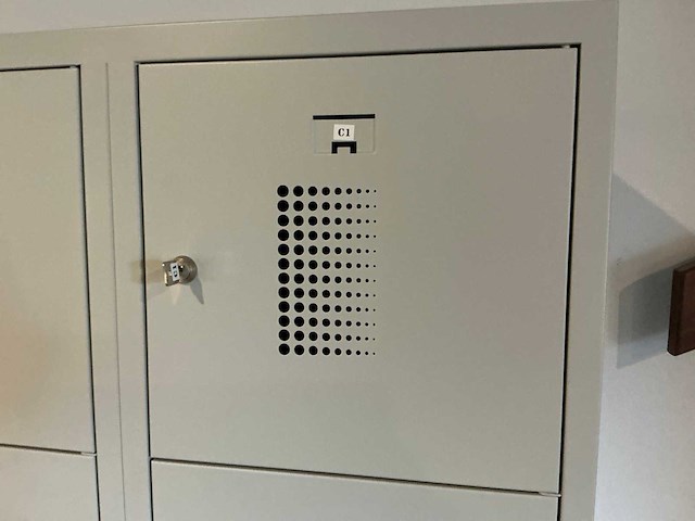 15 deuren lockerkast - afbeelding 7 van  10
