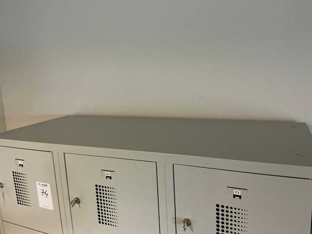 15 deuren lockerkast - afbeelding 8 van  10
