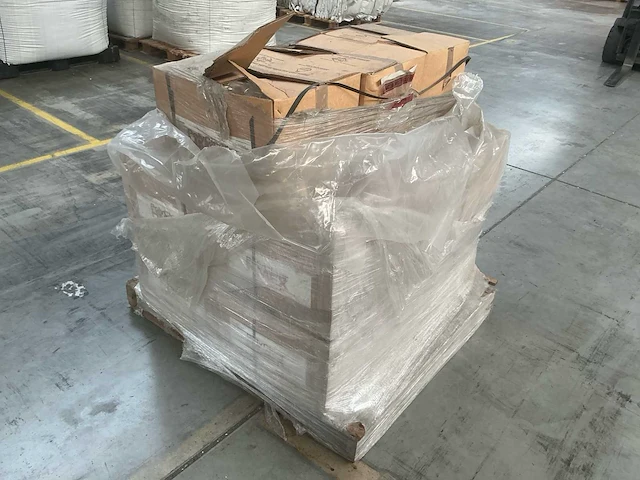 15 dozen aquapurge polyclear hmex reinigingscompound voor kunststofverwerkingsmachines, op pallet - afbeelding 9 van  11