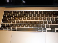 15 inch macbook air apple m3 chip. 16 gb ram geheugen, ssd 512 gb. bouwjaar 2024. incl. doos - afbeelding 3 van  3
