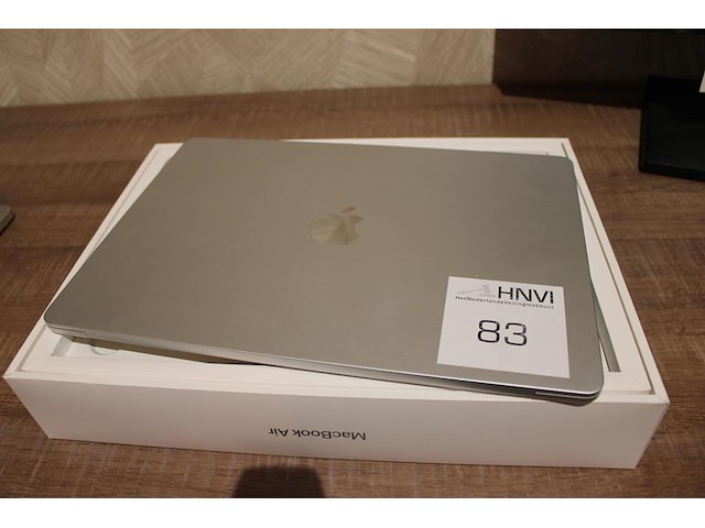 15 inch macbook air apple m3 chip. 16 gb ram geheugen, ssd 512 gb. bouwjaar 2024. incl. doos - afbeelding 1 van  2