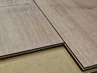 15 m2 laminaat plank - 1285 x 327 x 8 mm - afbeelding 1 van  1