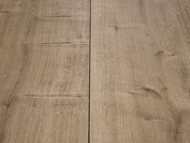 15 m2 laminaat plank - 1285 x 327 x 8 mm - afbeelding 1 van  3