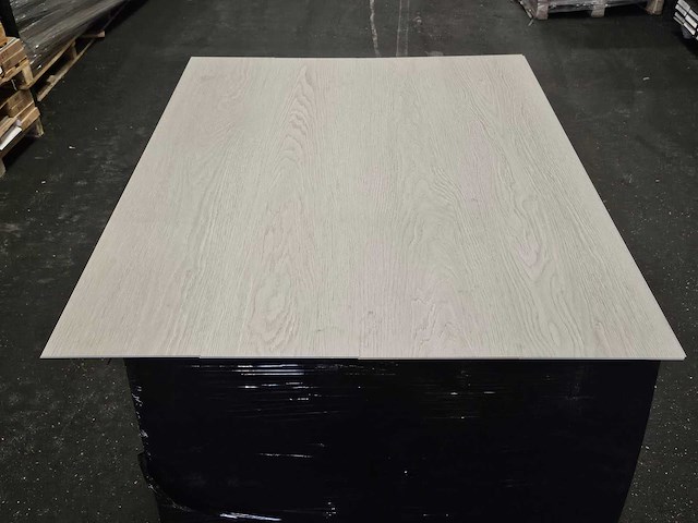 15 m2 pvc spc click plank - 1220 x 228 x 5 mm - afbeelding 1 van  1