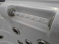 15 persoons dubbele cabine jacuzzi en buitenspa - afbeelding 44 van  56