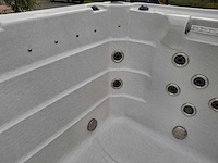 15 persoons dubbele cabine jacuzzi en buitenspa - afbeelding 50 van  56