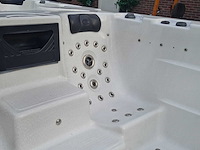 15 persoons dubbele cabine jacuzzi en buitenspa - afbeelding 56 van  56