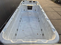 15 persoons dubbele cabine jacuzzi en buitenspa - afbeelding 6 van  34