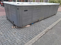 15 persoons dubbele cabine jacuzzi en buitenspa - afbeelding 11 van  56