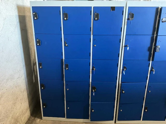 15-vaks lockerkast (3x) - afbeelding 4 van  6