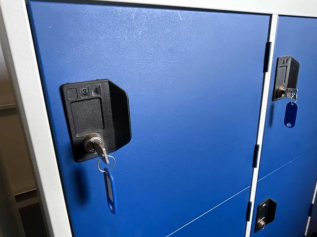15-vaks lockerkast - afbeelding 2 van  3