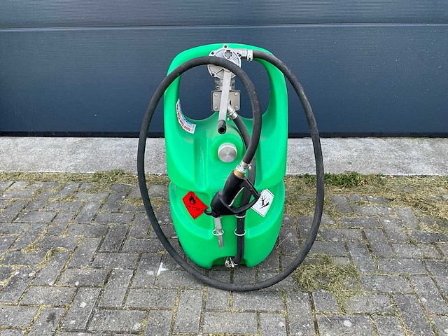 150 ltr. benzineopslagtank met tankpistool - afbeelding 2 van  8