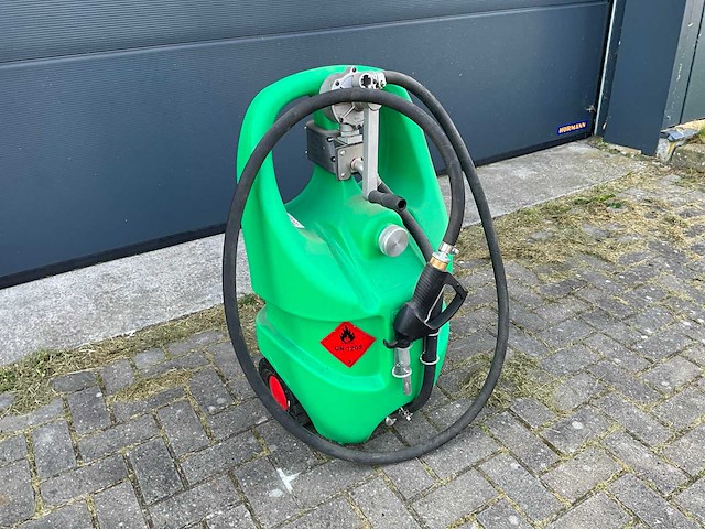 150 ltr. benzineopslagtank met tankpistool - afbeelding 3 van  8