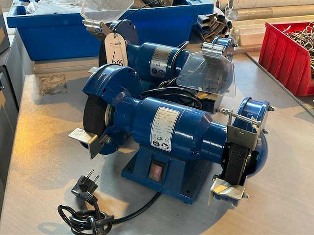 150 w/s bankslijpmachine (2x) - afbeelding 1 van  6