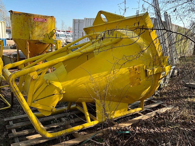 1500l betonkubel - afbeelding 3 van  6