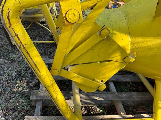 1500l betonkubel - afbeelding 4 van  6