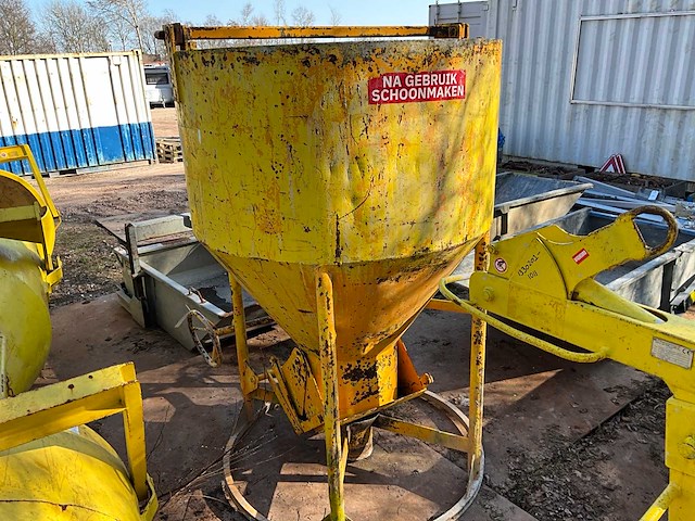 1500l betonkubel - afbeelding 2 van  5