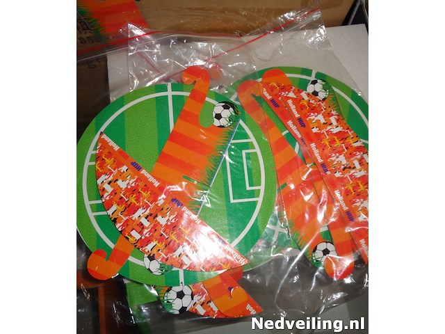 150x kartonnen hapjesschaal etagere voetbal - afbeelding 3 van  3