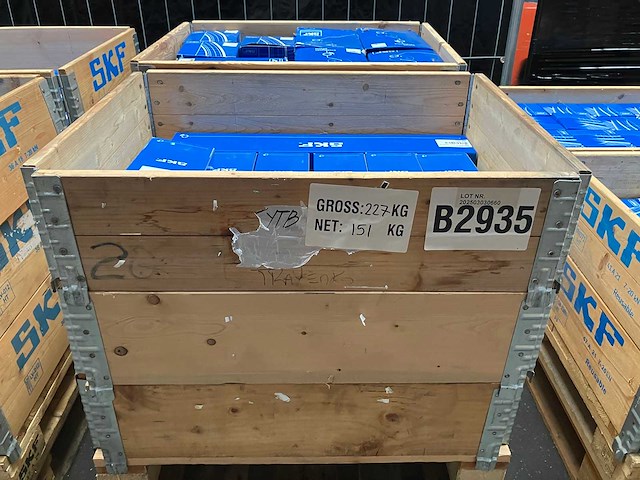 151 kg net automotive bearings from skf - afbeelding 1 van  3