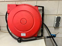 15m pneumatische slangenhaspel met spuitpistool - afbeelding 2 van  4