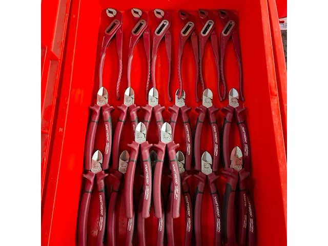 15x kniptang met 6x waterpomptang o.a. kraftwerk - afbeelding 1 van  5