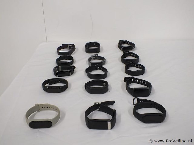 15x smartwatch diverse merken - afbeelding 1 van  2