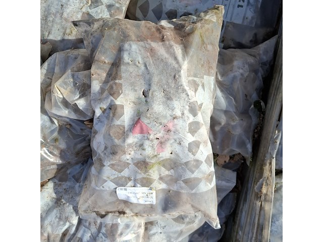 15x zak lavasteen a 17 liter redsun - afbeelding 1 van  6