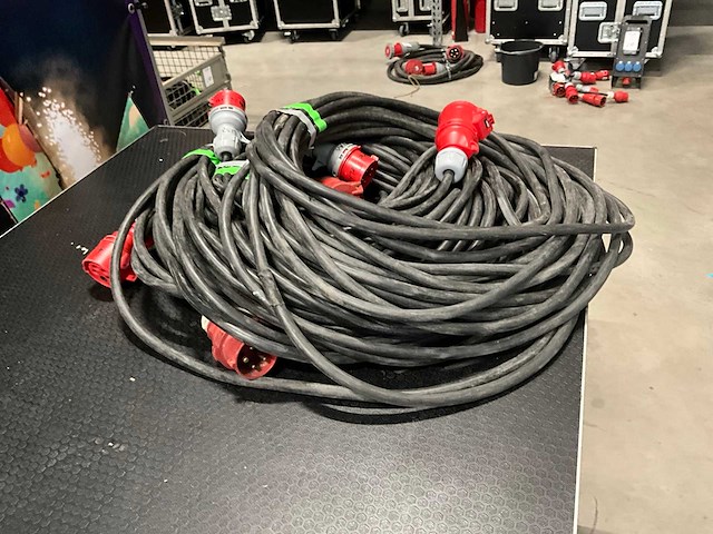 16 amperkrachtstroom kabel (4x) - afbeelding 2 van  3