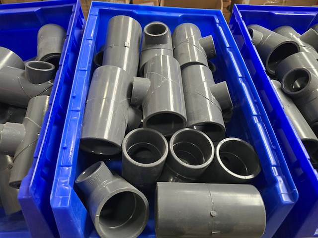 16 bakken met druk pvc koppelingen kruizinga - afbeelding 4 van  11
