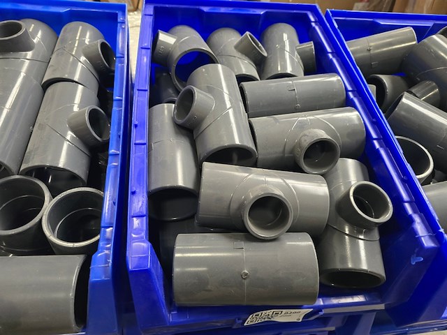 16 bakken met druk pvc koppelingen kruizinga - afbeelding 5 van  11