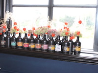 16 decoratieve tafelflesjes hertog jan. - afbeelding 1 van  2