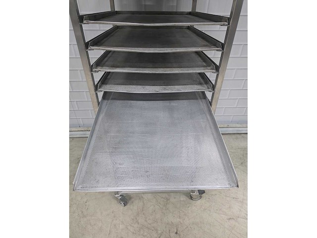 16 delige rvs afkoelwagen met 16 aluminium bakplaten - afbeelding 4 van  5