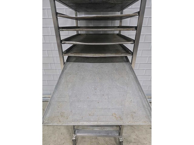 16 delige rvs afkoelwagen met 16 aluminium bakplaten - afbeelding 3 van  6