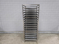 16 delige rvs afkoelwagen met 16 aluminium bakplaten