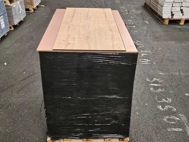 16 m2 laminaat plank - 1285 x 192 x 12 mm - afbeelding 3 van  3