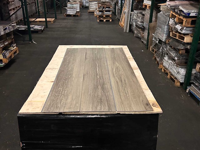 16 m2 pvc click plank - 1235 x 200 x 5 mm - afbeelding 2 van  2