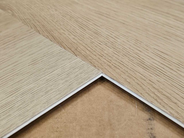 16 m2 pvc spc click visgraat - 750 x 150 x 4 mm - afbeelding 2 van  3