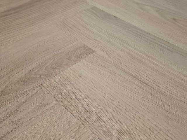 16 m2 pvc spc click visgraat - 750 x 150 x 6,5 mm - afbeelding 1 van  2