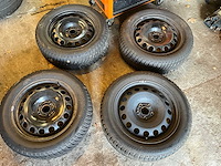 16” stalen velgenset 5x95 - bridgestone 205/55r16 winterbanden - afbeelding 1 van  3