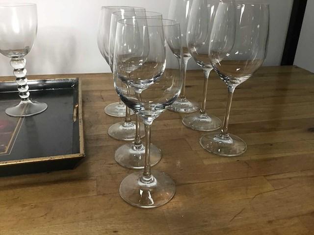 16 wijnglazen met dienblad - glass - afbeelding 2 van  3