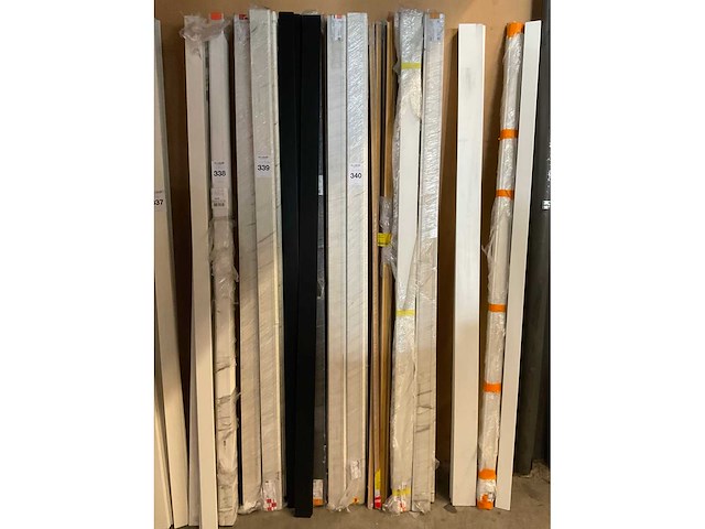 16028 mdf plint 90x12 mm (24x) - afbeelding 1 van  1
